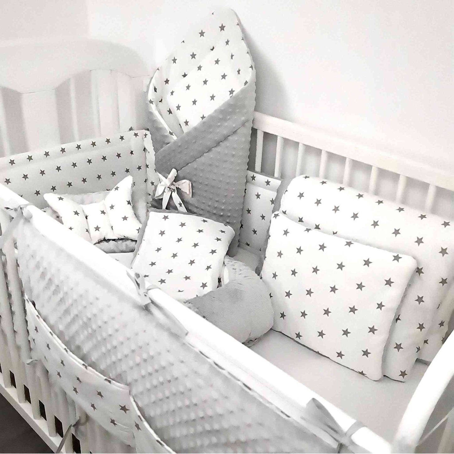 newborn baby bundle for cot bedding bumper swaddle blanket cot organizer