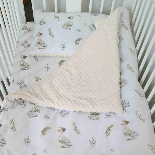 cot bed set quilt & pillow for toddler made from cotton and plush warm with geese pattern