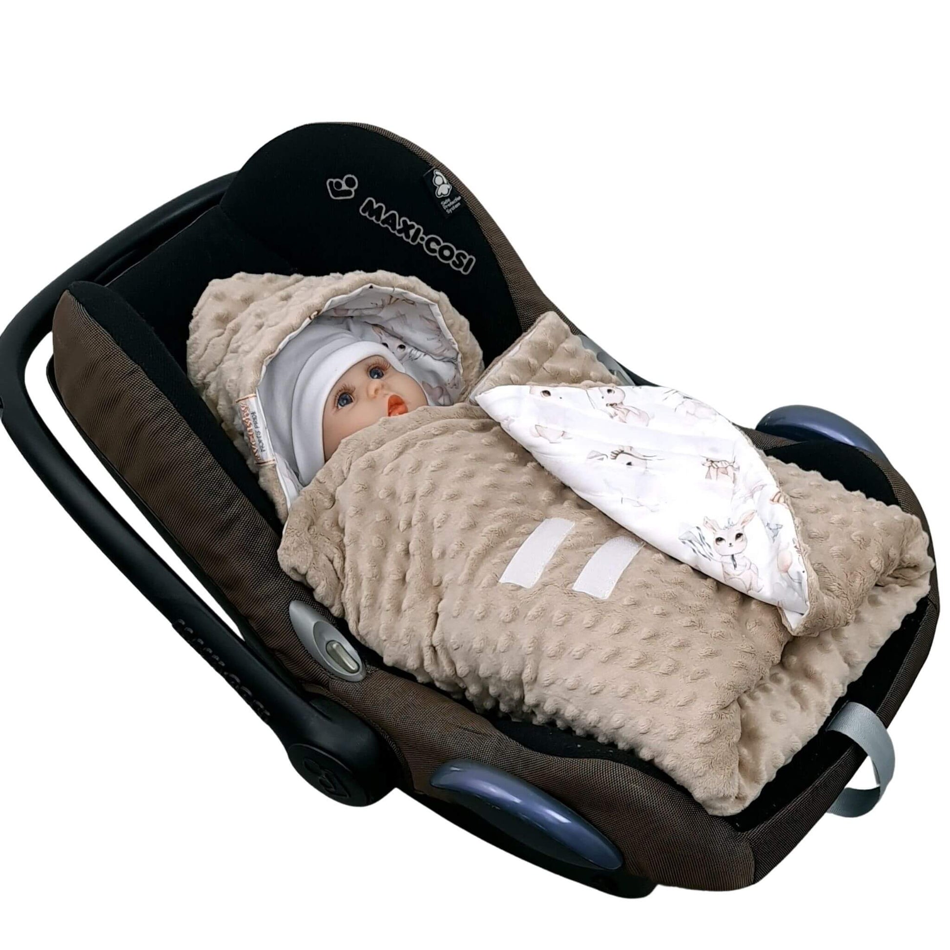 Velcro fastening on Irish Evcushy Retro Bunny Car Seat Blanket for easy and secure wrapping