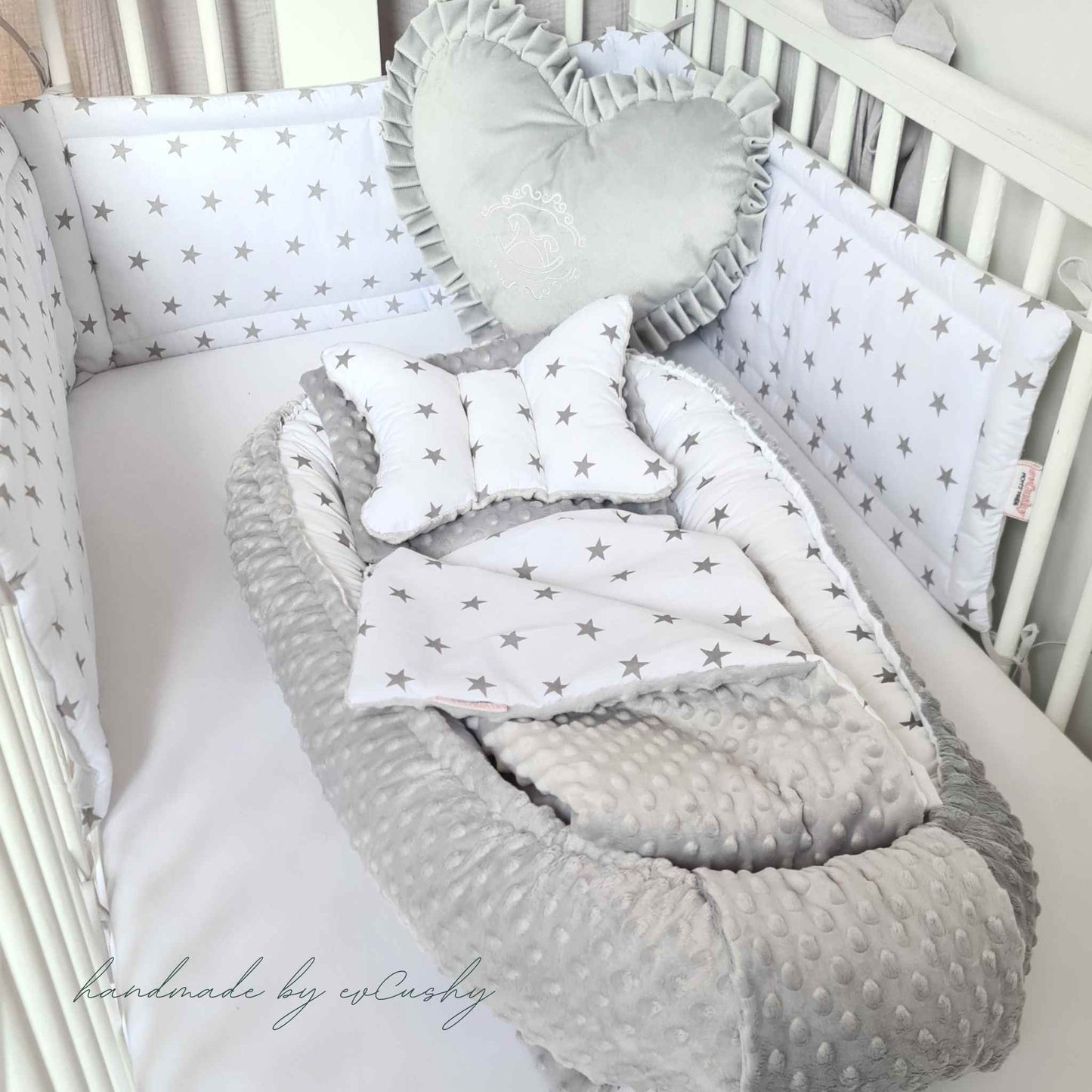 evcushy neutral gender nursery