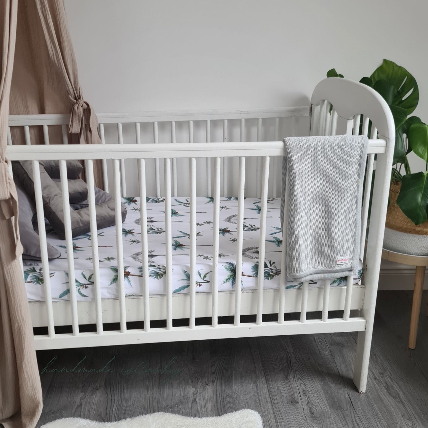 00% Cotton Fitted Cot Bed Sheet with Palm Tree Pattern, part of the Safari Dream Collection, designed for 70x140 cm mattresses