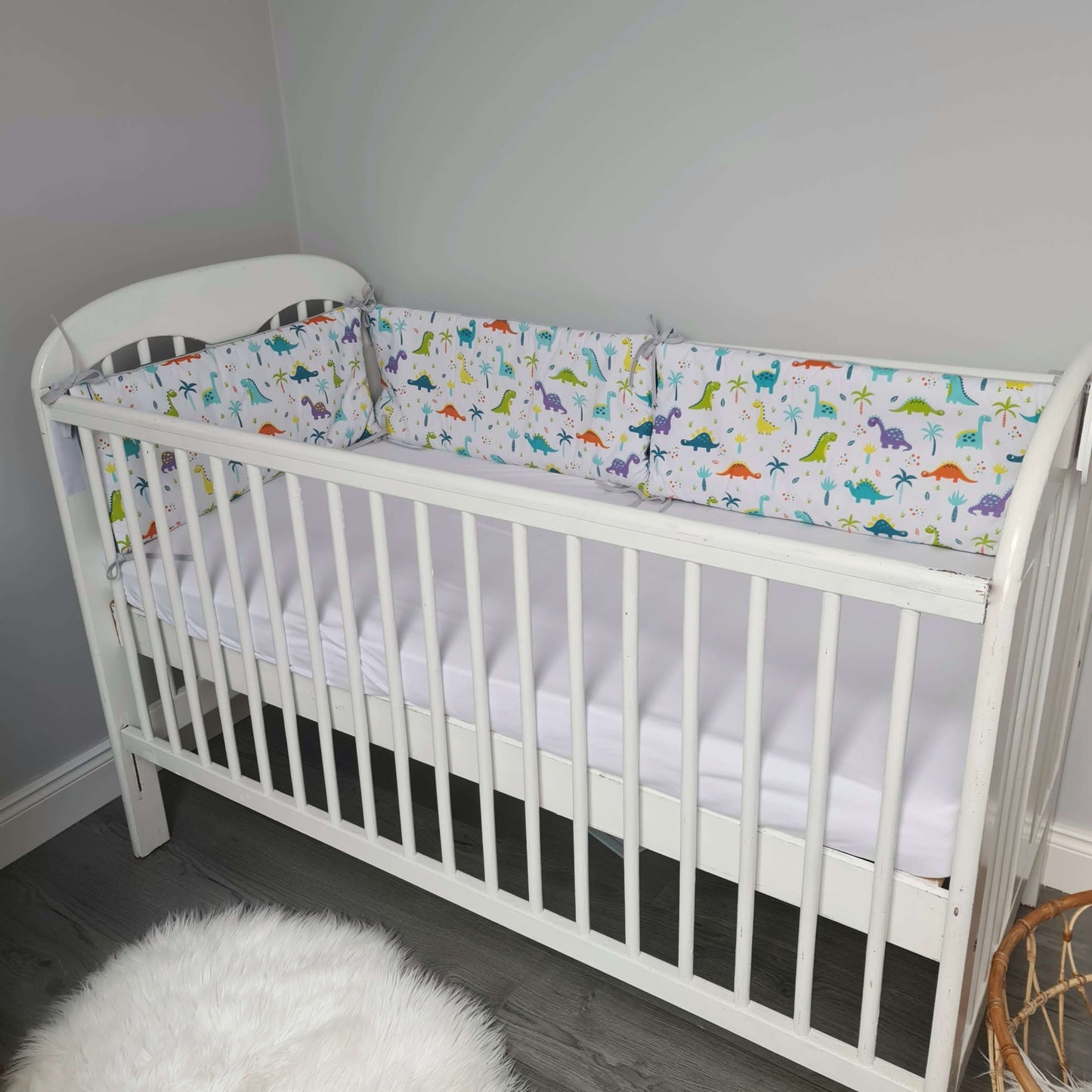 dinosaurs green bumper for cot and cot bed evcushy nursery