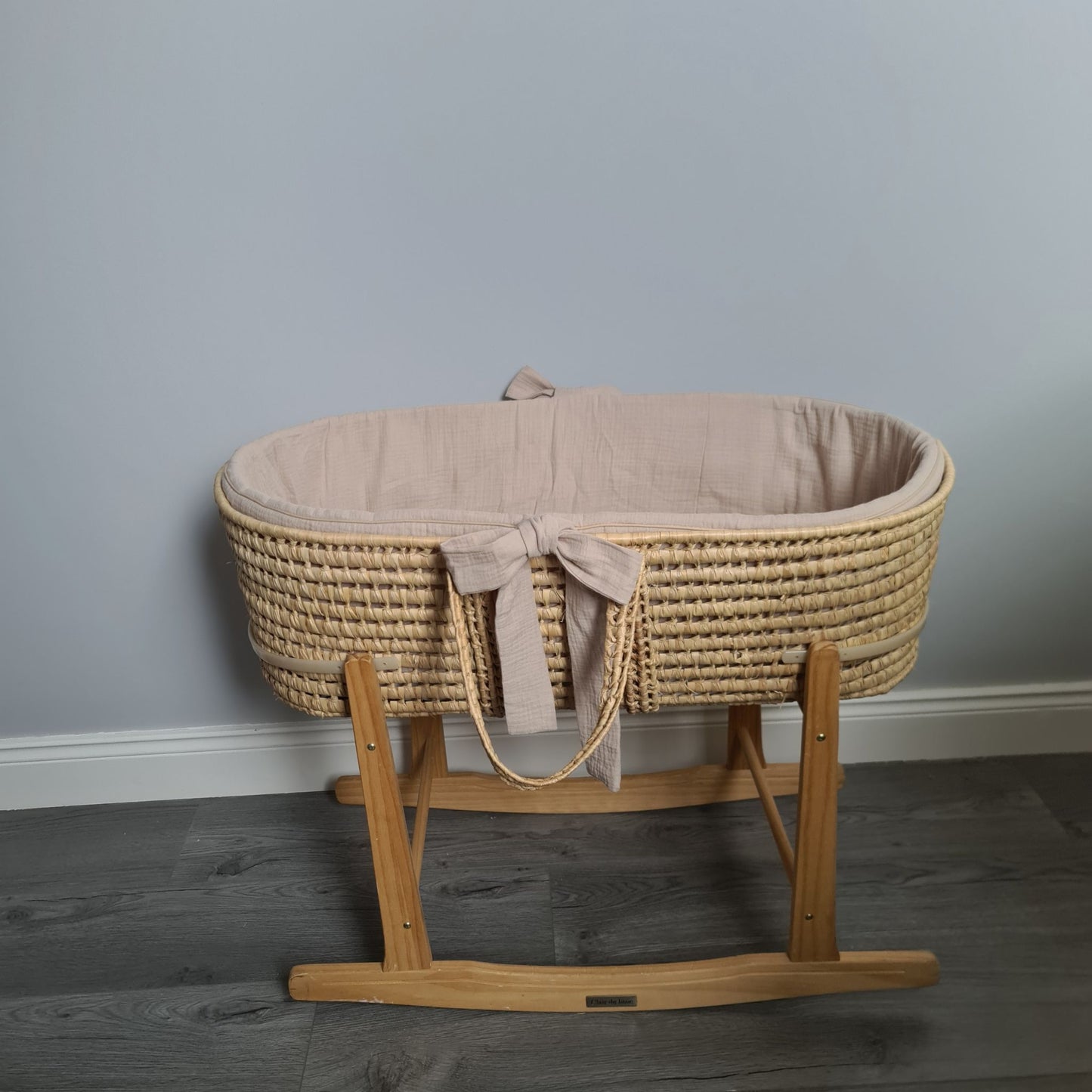 evcushy liner for moses basket universal size neutral colours