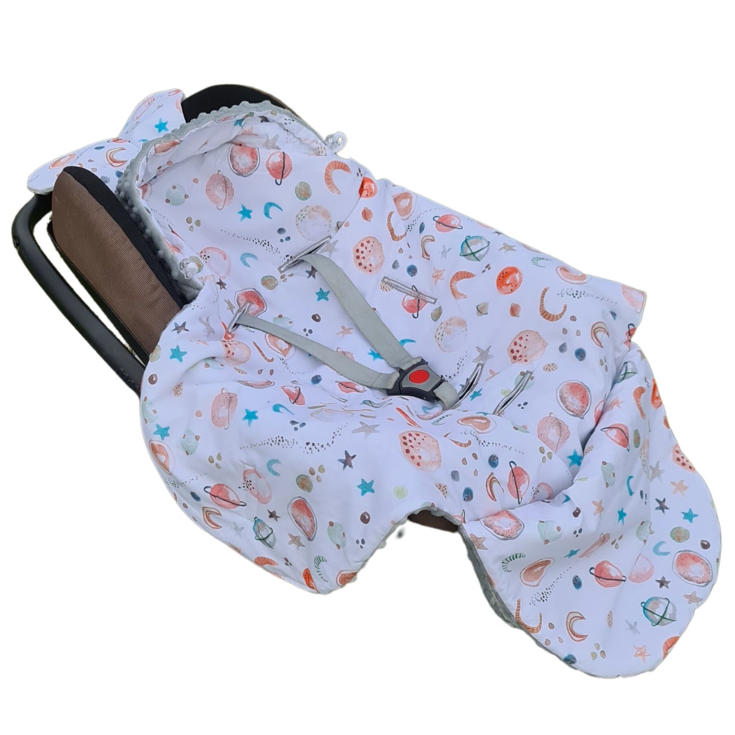 warm cosy blanket for car seat and strollers with hood