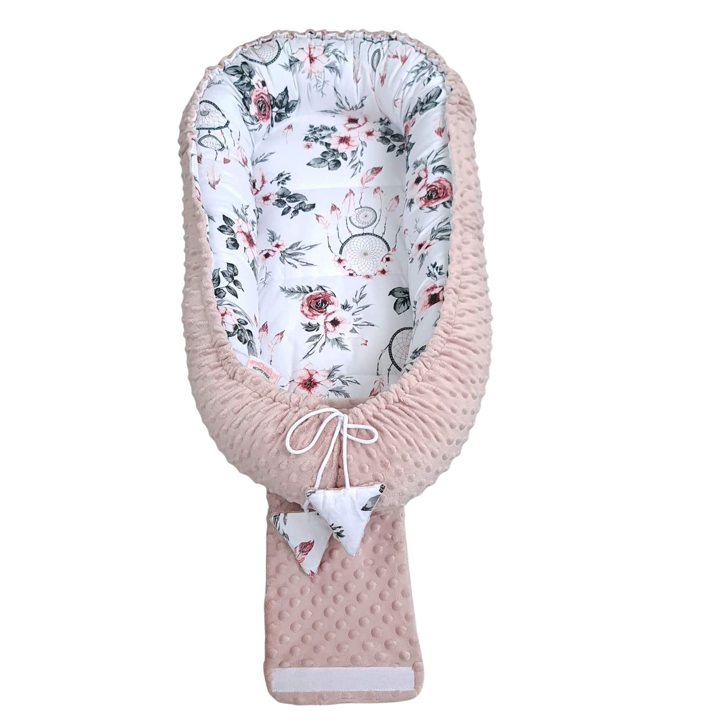 Evcushy newborn baby nest in pastel pink – breathable, comfy sleep pod with liner for 0–9 months.