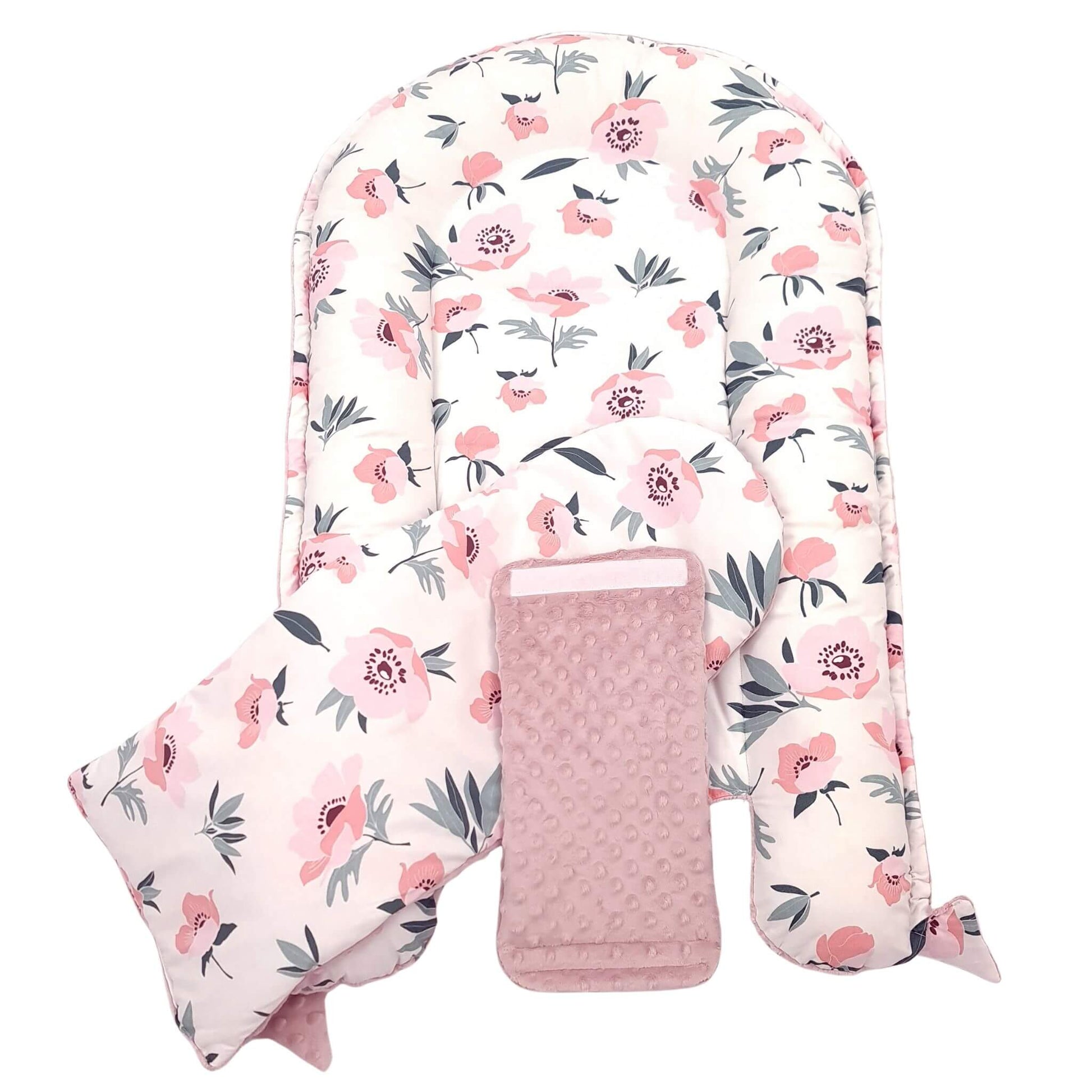 Included accessories with evCushy Baby Nest – Baby nest pod, removable liner (30x70 cm), and Velcro-secured band (9x38 cm).