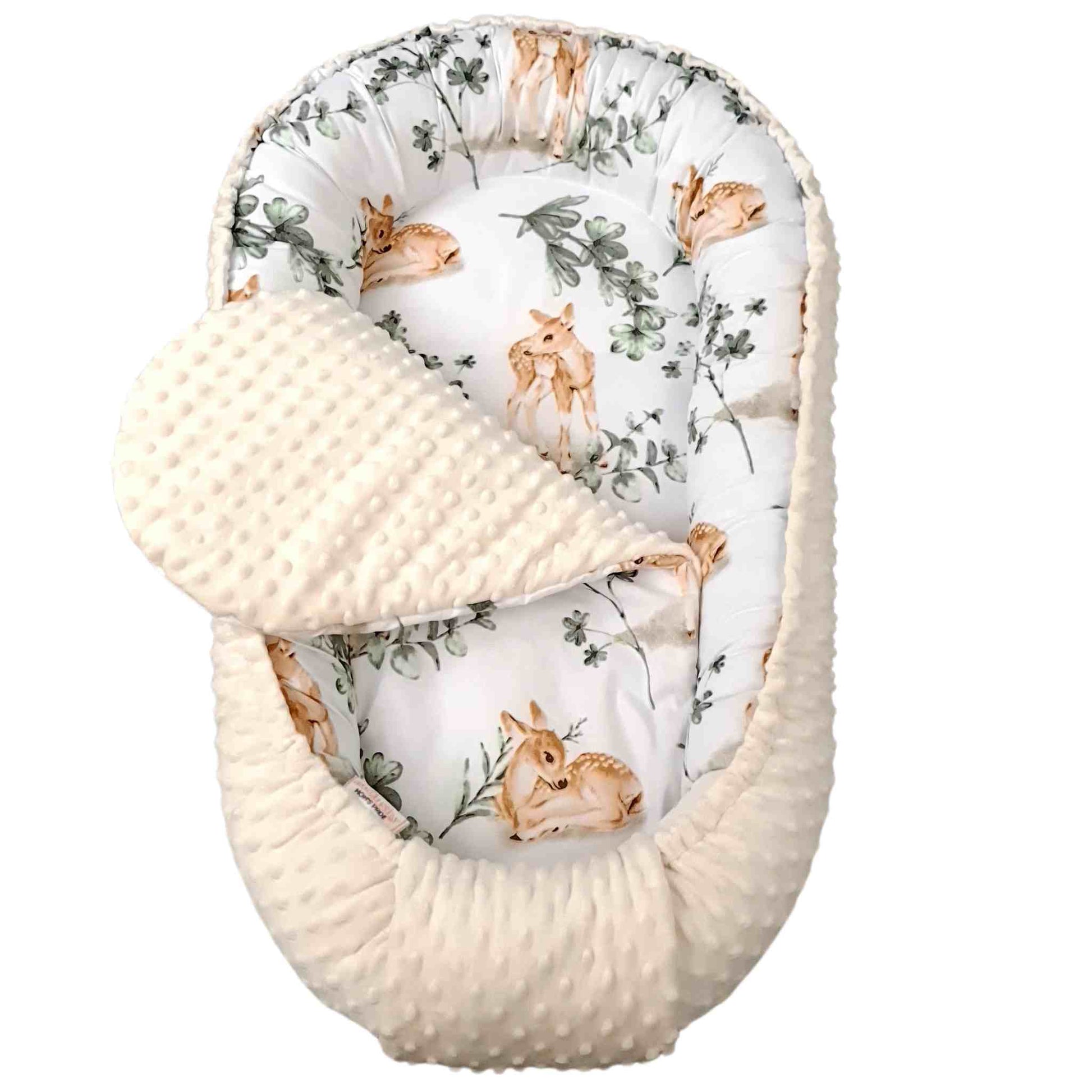 baby sleeping pod 0-7 months pod with liner evCushy deer pattern cosy infants lounger cream colour and deers pattern