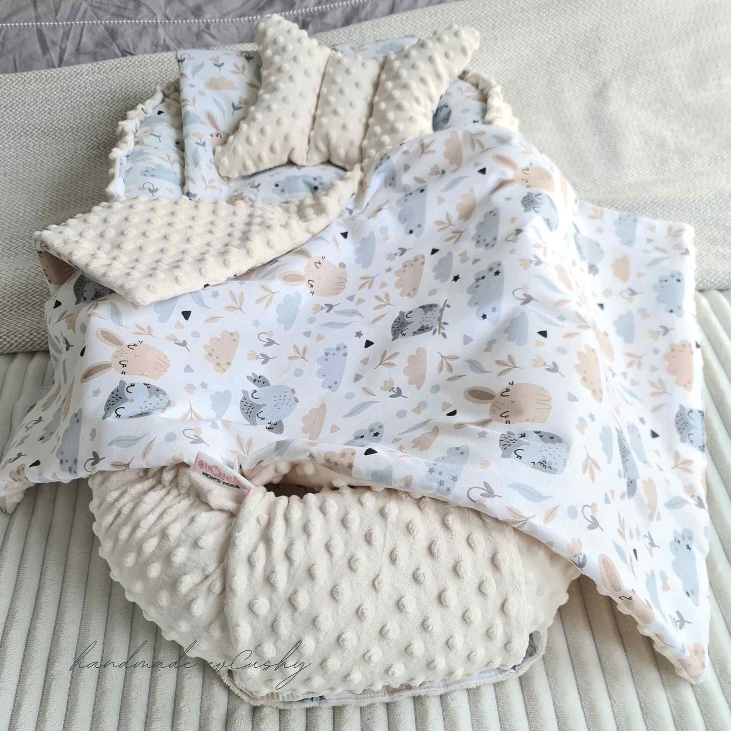 baby nest sleep pod 5 pc's set evcushy cream with owls pattern