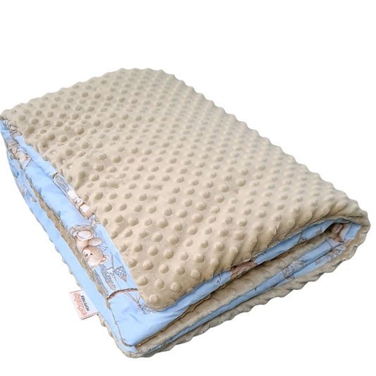 Close-up of soft plush minky reverse in mocca brown baby blanket

