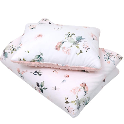 Baby girl quilt and pillow set with hummingbirds and peach-pink roses on cotton fabric. 1-2 years