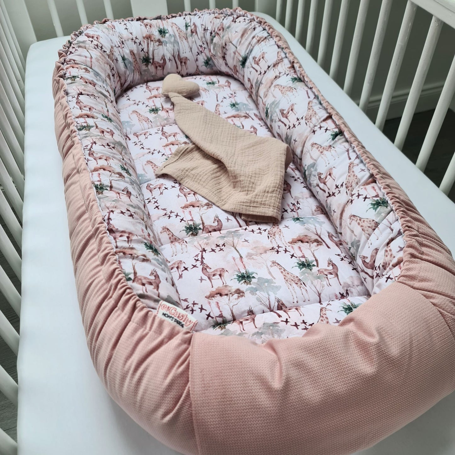 evcushy pod for juniors up to 36 months pink jungle