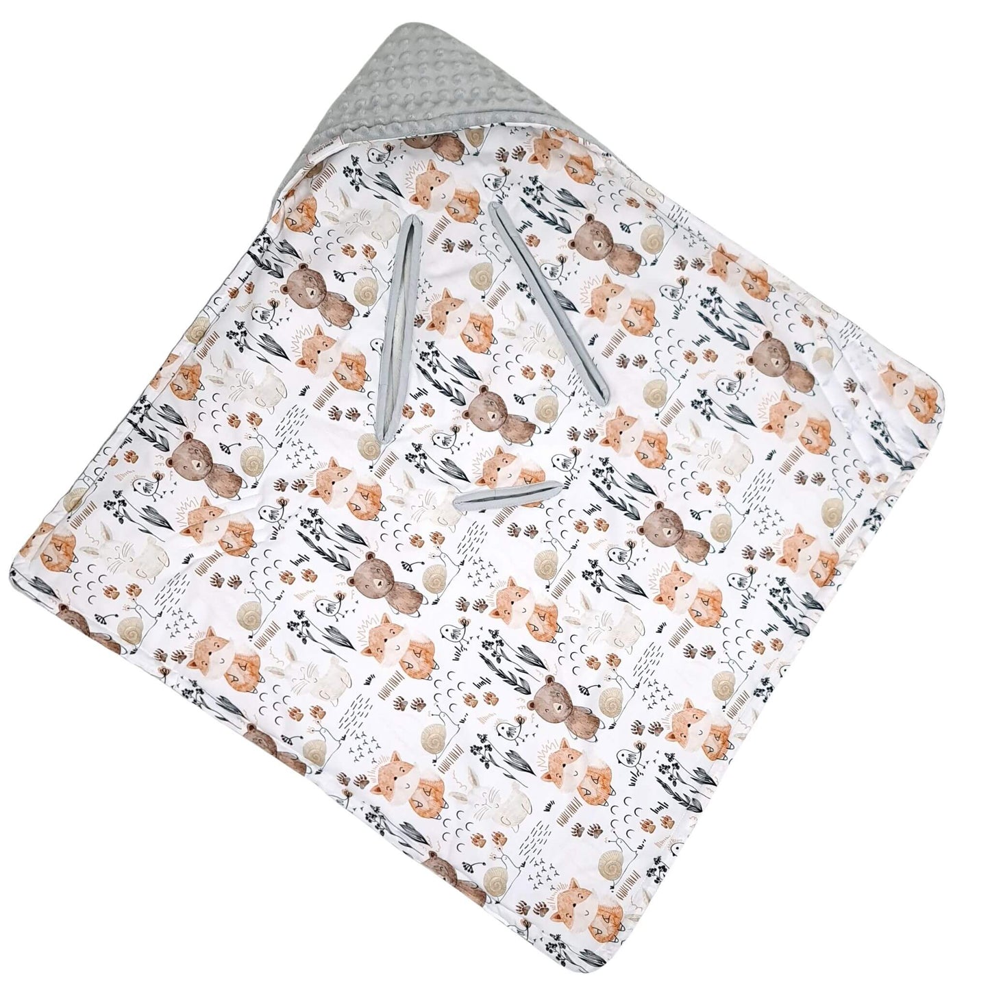 Evcushy Forest Friends car seat blanket with hood and grey plush, safe for 5-point harness, breathable cotton for newborns 0–12 months.