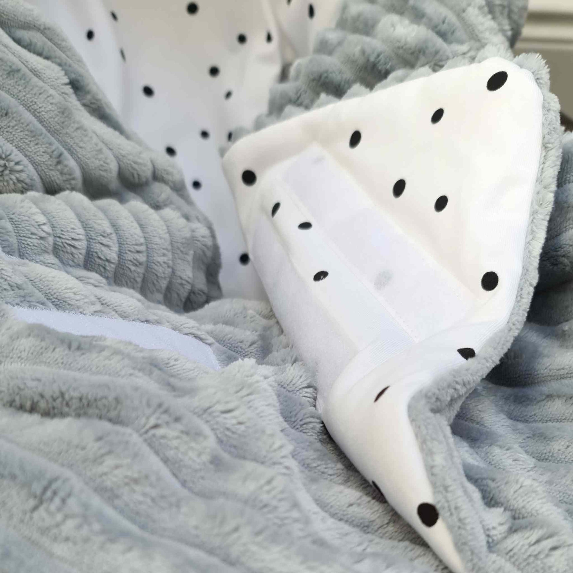 infants car seat blanket grey and white with velcro closure