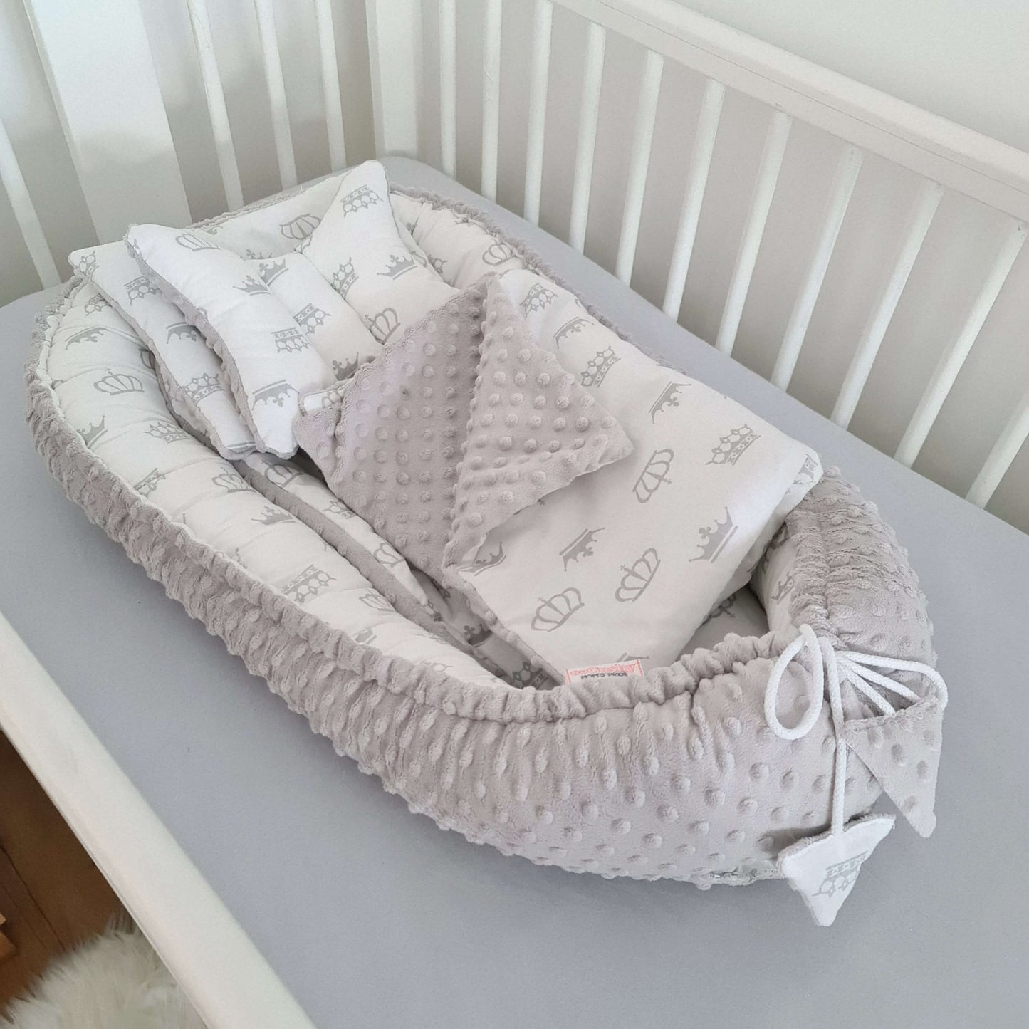baby nest pod with bedding  blanket pillows 