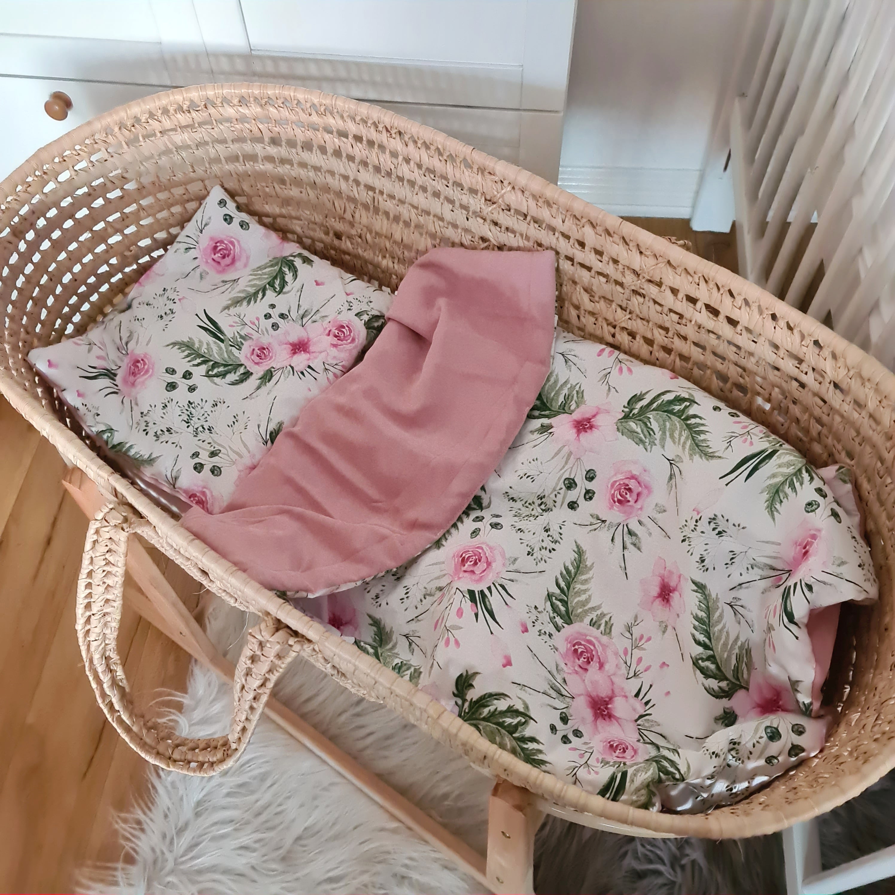 Moses basket sheets and blankets sale