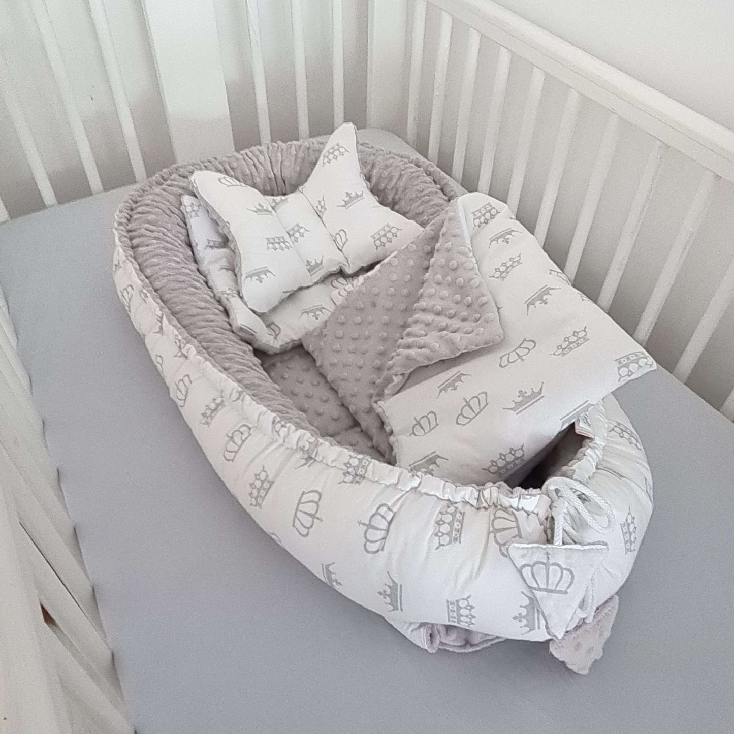 Baby Cot Bedding Set Sleep Pod, Cot accessories-  Newborn 10 Pc's Set Bundle Royal Crowns