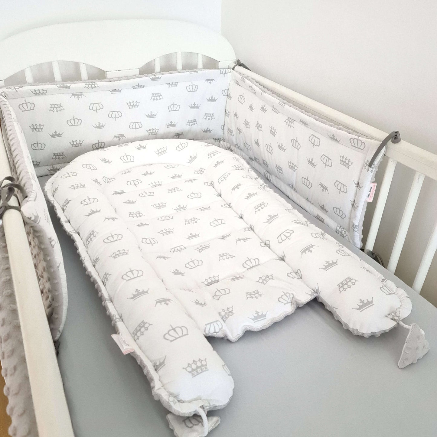 baby cot bed sleep pod nest